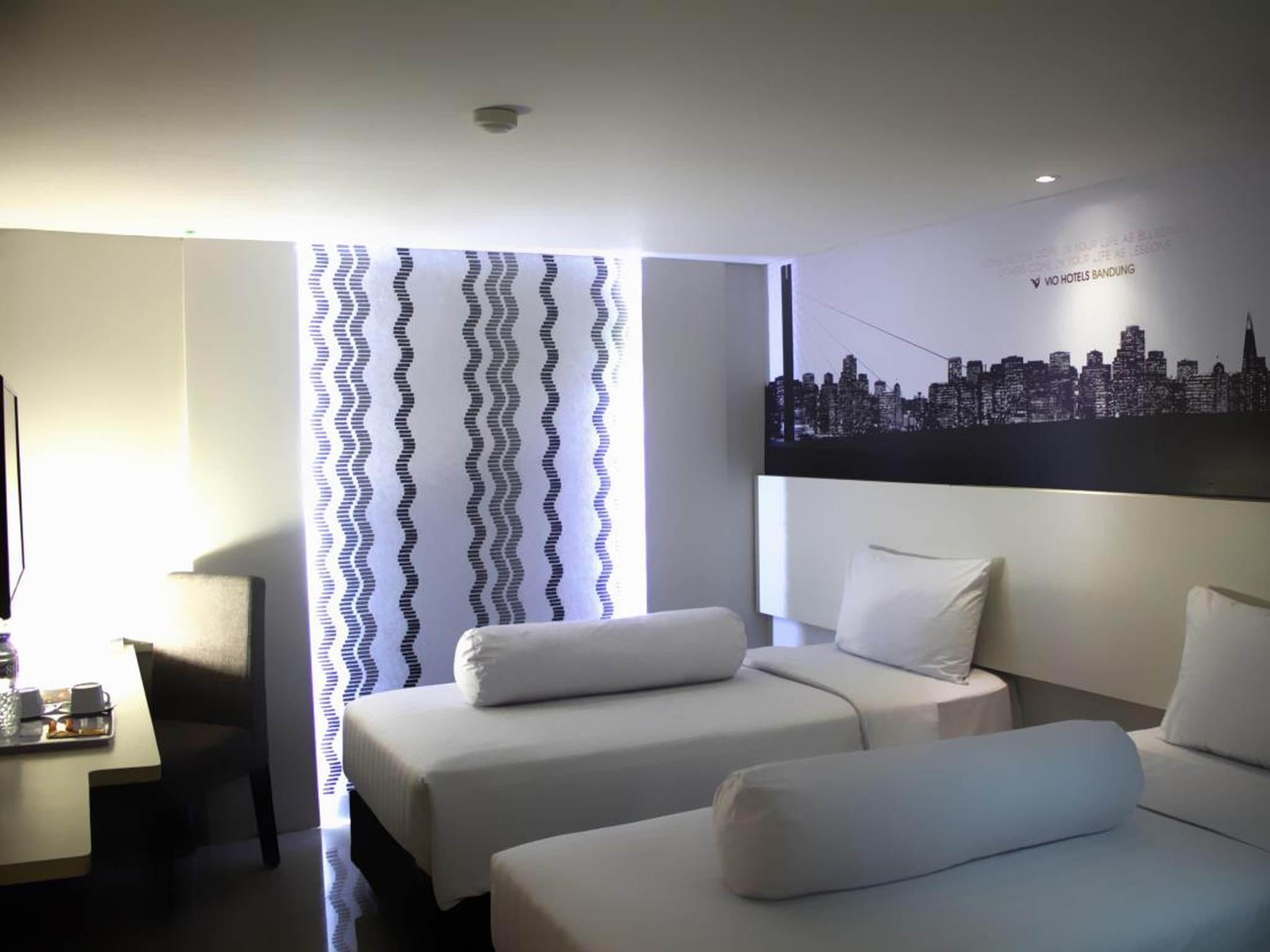Vio Hotel Veteran Бандунг Экстерьер фото