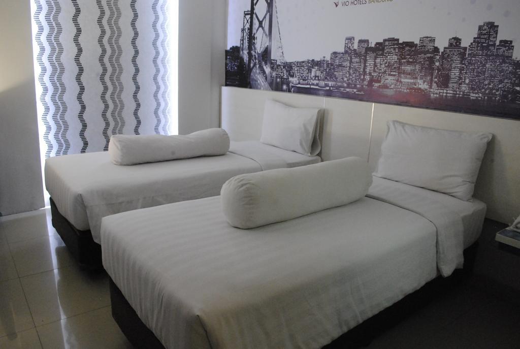 Vio Hotel Veteran Бандунг Экстерьер фото